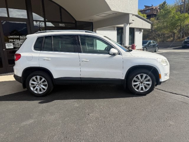 Used 2010 Volkswagen Tiguan SE FWD image 5