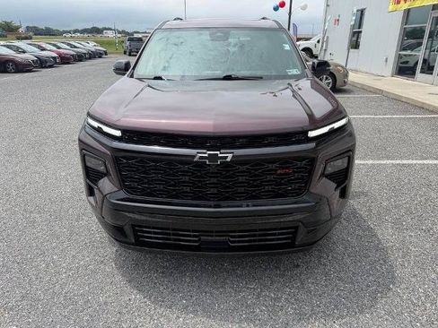 Used 2024 Chevrolet Traverse RS AWD/4WD image 3