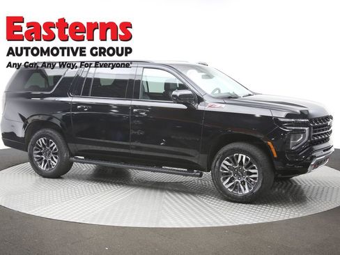 Used 2025 Chevrolet Suburban Z71 AWD/4WD image 50