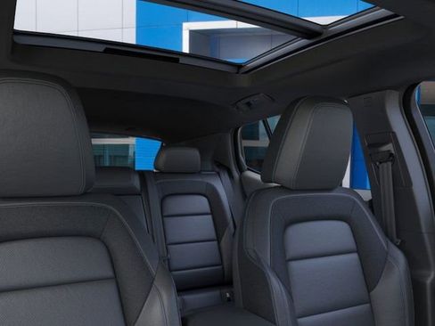 New 2026 Chevrolet Equinox EV LT image 25