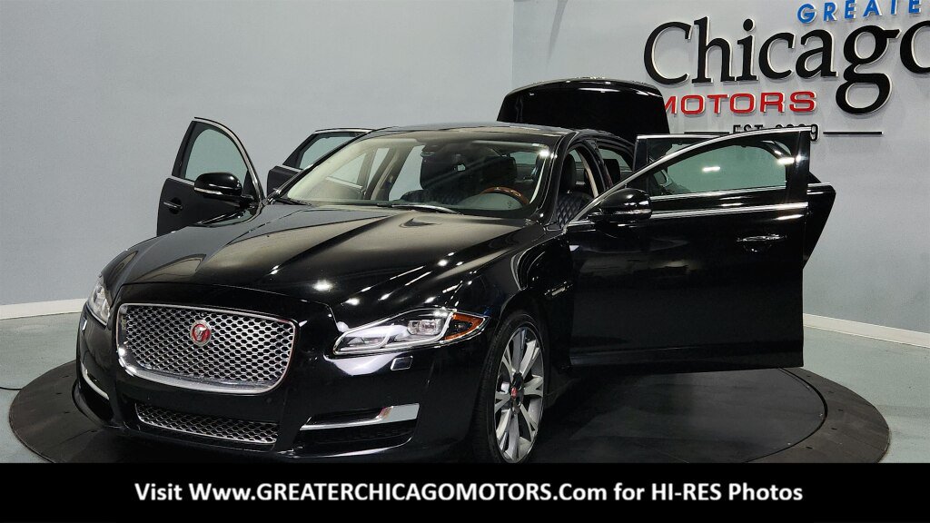 Used 2017 Jaguar XJ L Portfolio AWD/4WD image 16