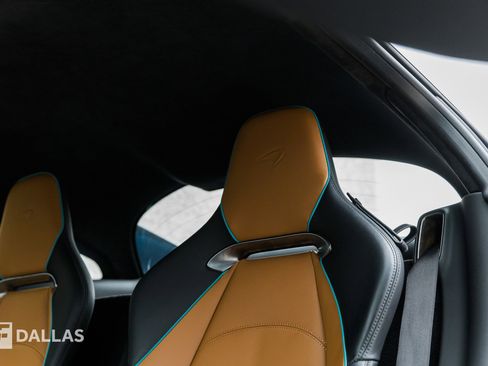 Used 2023 McLaren Artura image 22