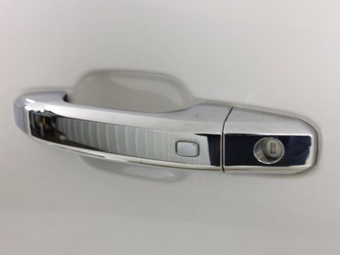 Used 2021 GMC Sierra 3500 Denali w/ Denali Ultimate Package image 23