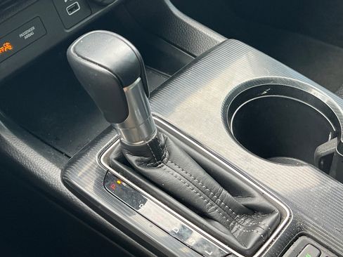 Used 2023 Honda Civic EX image 33