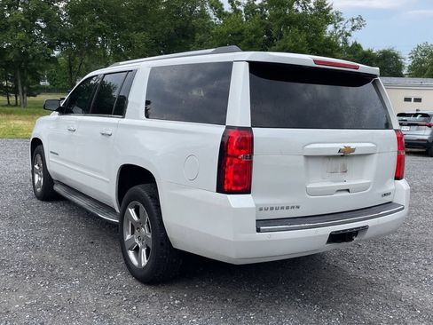 Used 2017 Chevrolet Suburban Premier AWD/4WD image 4