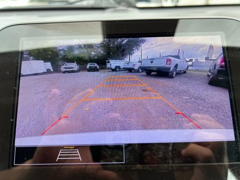 Used 2024 Chevrolet Malibu LT image 17