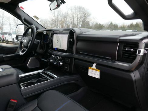New 2026 Ford F250 Platinum AWD/4WD image 15