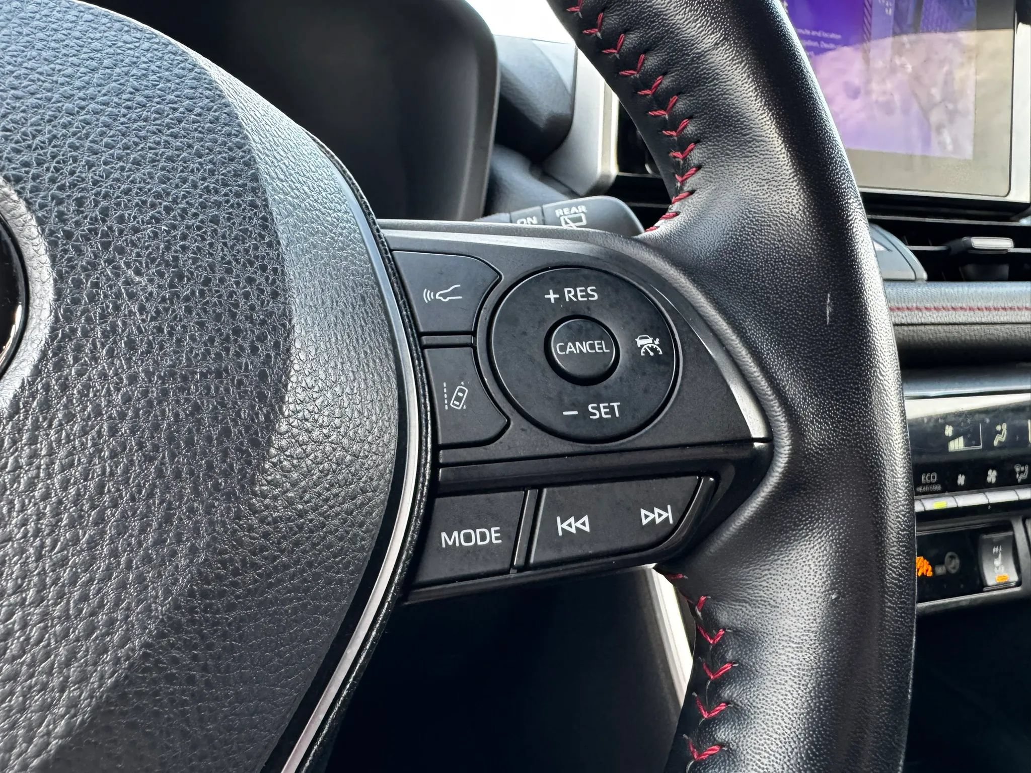 Used 2023 Toyota RAV4 SE AWD/4WD image 23