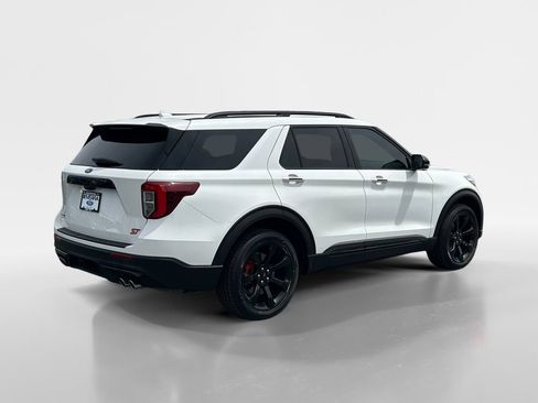 Used 2024 Ford Explorer ST w/ Equipment Group 401A AWD/4WD image 16