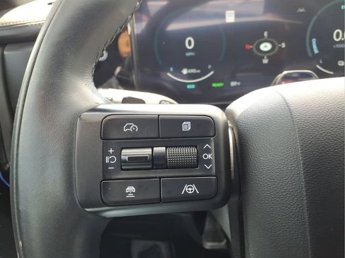Used 2025 Hyundai Santa Fe Calligraphy FWD image 25
