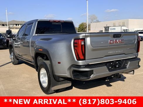 Used 2024 GMC Sierra 3500 Denali w/ Denali Reserve Package image 7