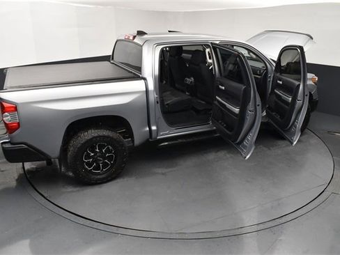 Used 2020 Toyota Tundra SR5 image 30