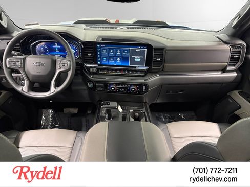Used 2025 Chevrolet Silverado 1500 ZR2 w/ Technology Package image 12