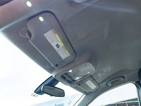 Used 2014 Chevrolet Impala LT image 17