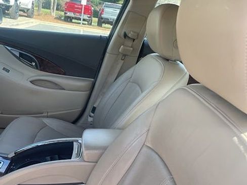 Used 2013 Buick LaCrosse Touring image 7