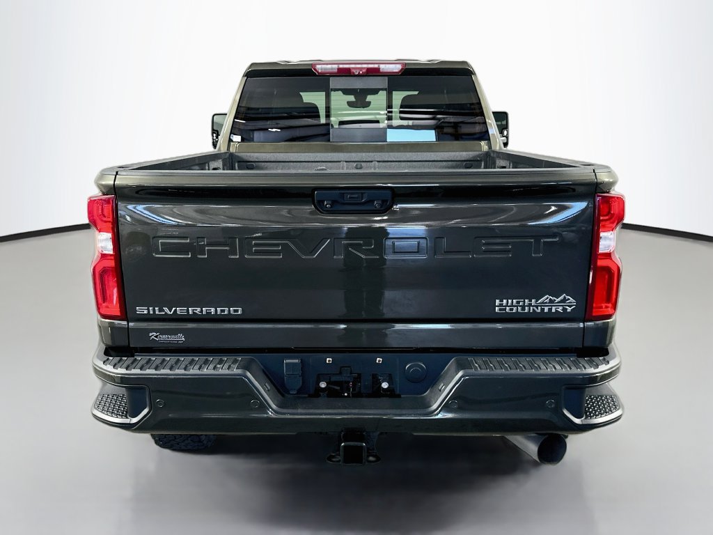 Used 2023 Chevrolet Silverado 3500 High Country w/ Technology Package AWD/4WD image 6
