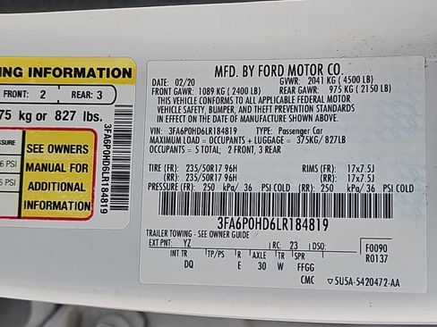 Used 2020 Ford Fusion SE FWD image 35