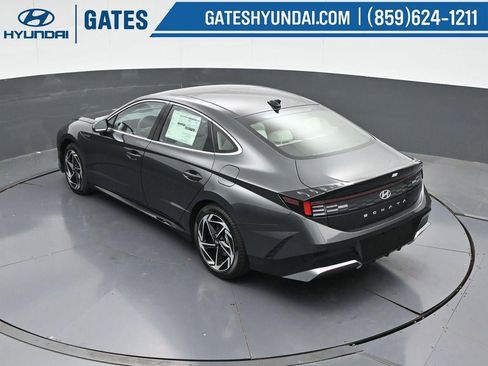 New 2025 Hyundai Sonata SEL image 48