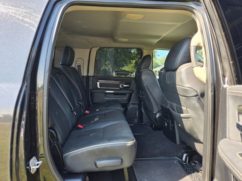 Used 2015 RAM 2500 Limited image 11