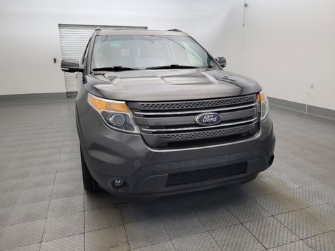 Used 2015 Ford Explorer Limited w/ Equipment Group 301A FWD image 14