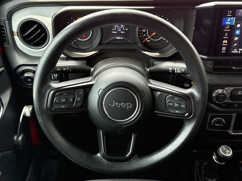 Used 2024 Jeep Wrangler Sport AWD/4WD image 17