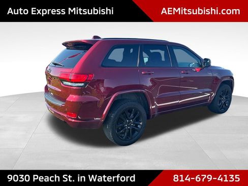 Used 2021 Jeep Grand Cherokee Laredo X AWD/4WD image 7