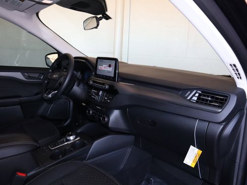 New 2026 Ford Escape Active image 38