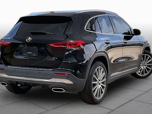 Used 2021 Mercedes-Benz GLA 250 image 12