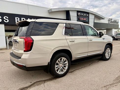 Used 2022 GMC Yukon SLT image 3