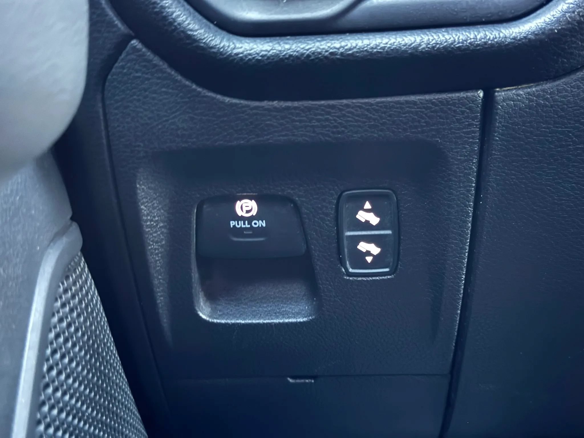 Used 2020 RAM 1500 Big Horn AWD/4WD image 35
