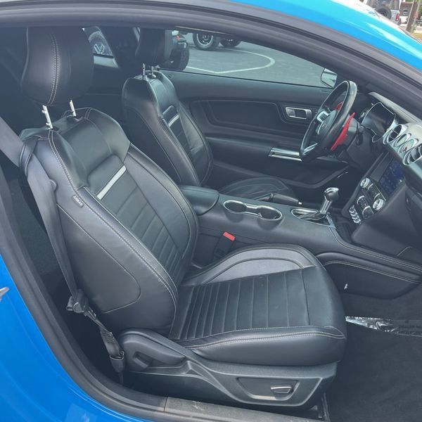 Used 2022 Ford Mustang Mach 1 w/ Mach 1 Handling Package RWD image 16