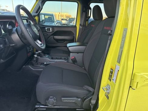 Used 2023 Jeep Gladiator Rubicon w/ LED Lighting Group image 8