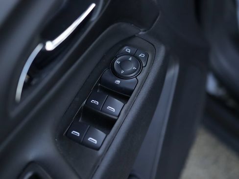 Used 2024 Chevrolet Equinox LT AWD/4WD image 23