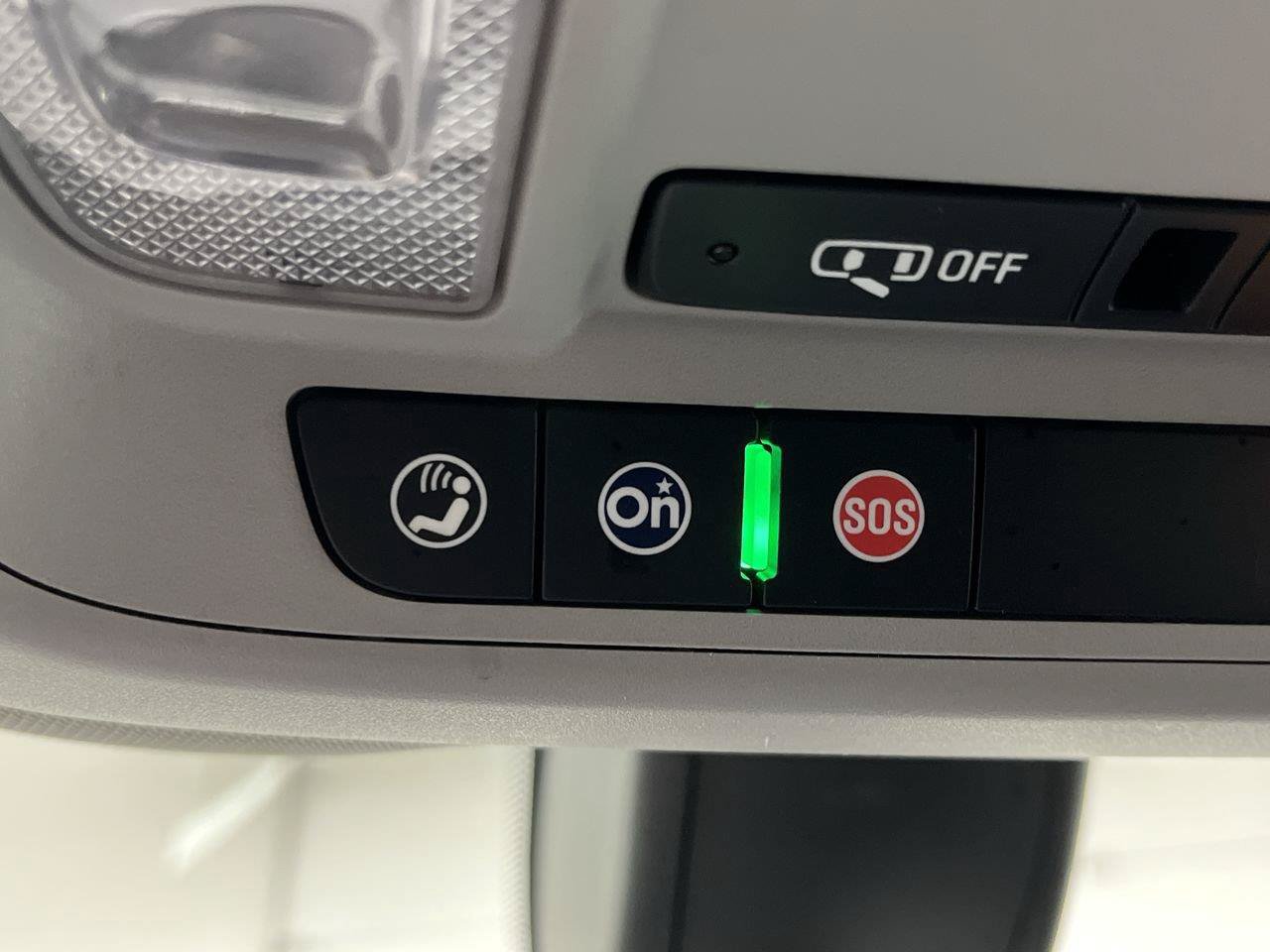 Used 2018 Chevrolet Equinox LT AWD/4WD image 23