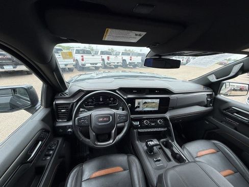 Used 2025 GMC Sierra 1500 AT4 AWD/4WD image 33