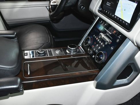 Used 2021 Land Rover Range Rover Westminster Edition image 62