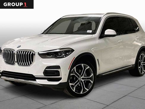 Used 2023 BMW X5 sDrive40i w/ Premium Package image 1