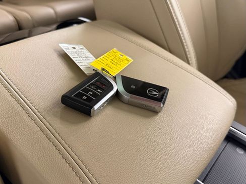 Used 2023 Acura MDX SH-AWD image 47