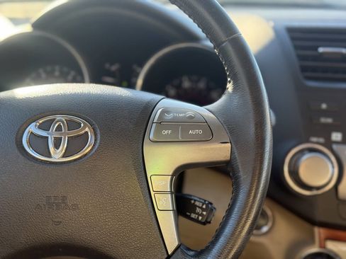 Used 2008 Toyota Highlander Limited image 25