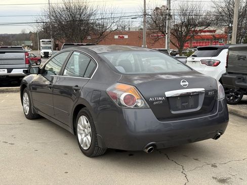 Used 2010 Nissan Altima 2.5 S image 8