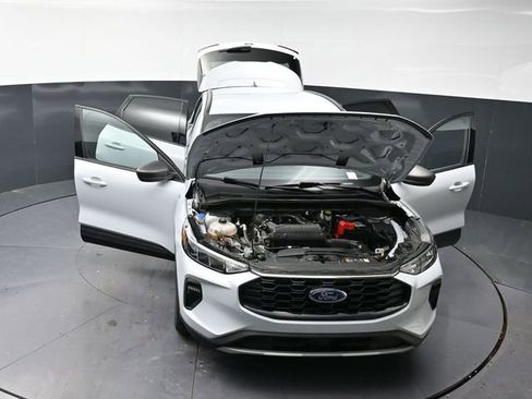 Used 2025 Ford Escape ST-Line FWD image 40