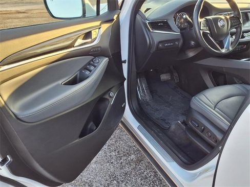 Used 2024 Buick Enclave Premium image 49