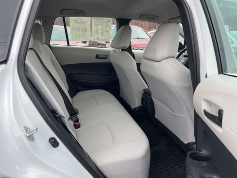 Used 2023 Toyota Corolla Cross L image 24