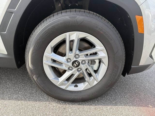 Certified 2026 Hyundai Tucson SE FWD image 14