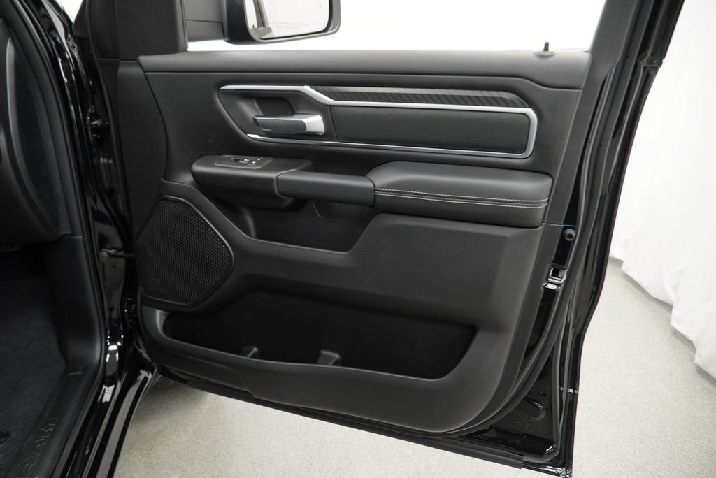 New 2026 RAM 1500 Big Horn AWD/4WD image 28