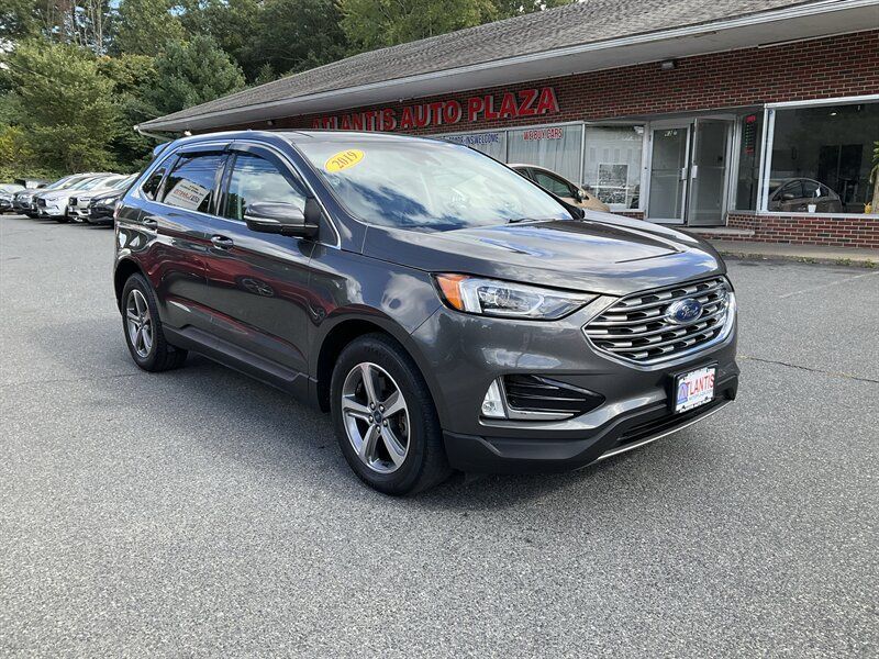 Used 2019 Ford Edge SEL w/ Equipment Group 201A AWD/4WD image 3