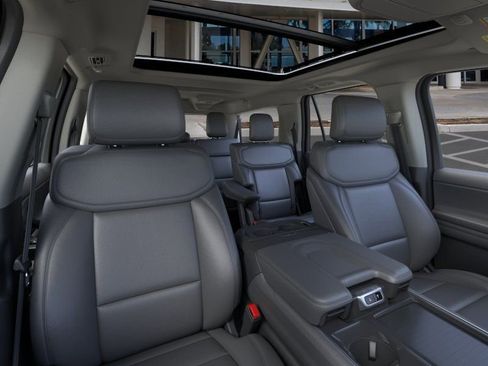 New 2026 Ford Expedition Max Active AWD/4WD image 10