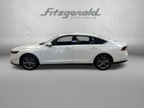 Used 2023 Honda Accord EX image 2