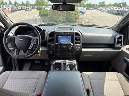 Used 2017 Ford F150 XLT w/ Equipment Group 302A Luxury AWD/4WD image 27