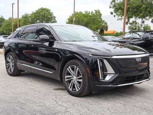 Used 2025 Cadillac Lyriq Luxury RWD image 66